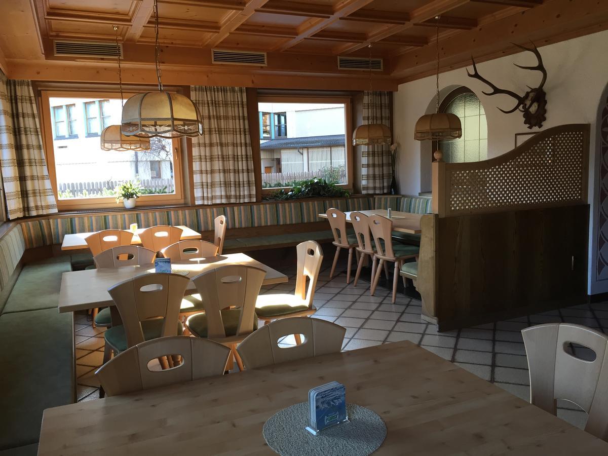 Gasthof Pizzeria Unterwirt Collepietra  Kültér fotó